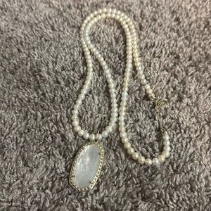 Kendra Scott Pearl necklace